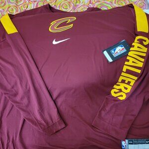 NEW NBA NIKE DRY-FIT CLEVELAND CAVALIERS BASKETBALL SHIRT